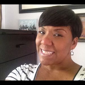 Meet your Posher, Gina